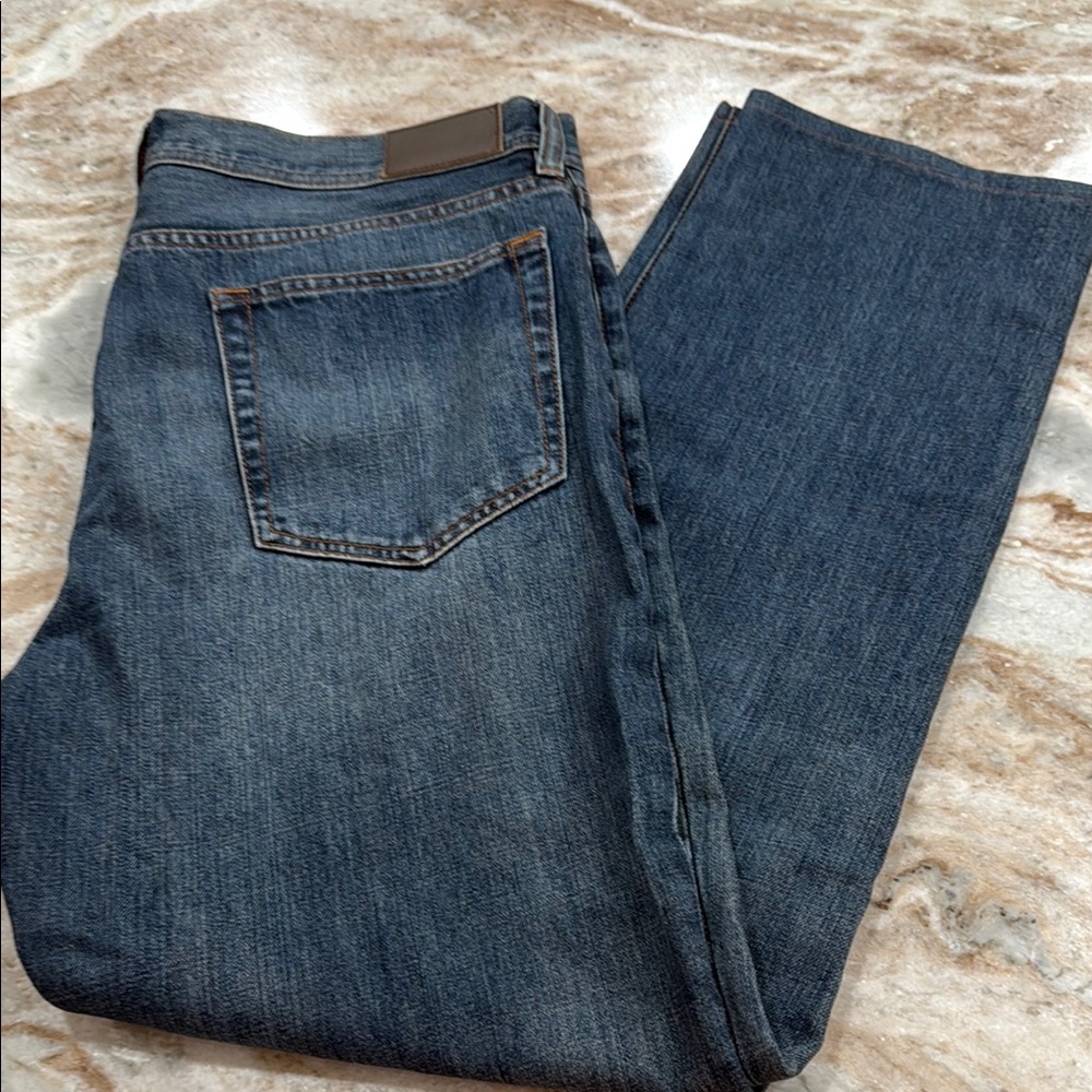 J Crew The Sutton 33 x 30 slight distress jeans straight leg EUC